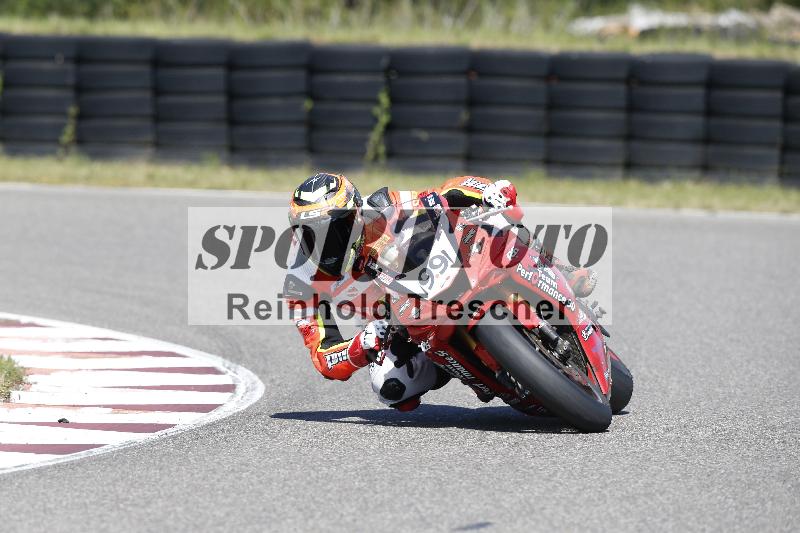 /Archiv-2025/48 25.08.2025 Cornu Master School ADR/rot-rouge/99